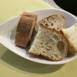 洋惣菜 亀洋 - パン