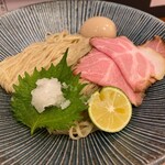 自家製手もみ麺 鈴ノ木 - 麺