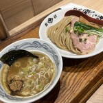 別邸 たけ井 なんばラーメン一座店 - 