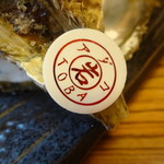 すし処 つま美 - 三重的矢湾の岩ガキ