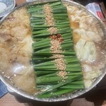 博多もつ鍋 前田屋 - 