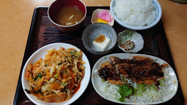 大衆食堂 みどりや商店 - 郡山富田（食堂）の写真