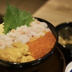 札幌海鮮丼専門店 すしどんぶり - 