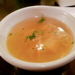 キッチン カントリーファーム - 旨味たっぷりのコンソメスープ！