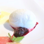 Cucina Italiana 東洞 - ヨーグルトアイス  '14 9月上旬