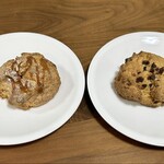 スコーンと焼き菓子のお店 グーテ - キャラメルナッツはキャラメルフレーバーが◎、チョコバナナは優しい甘味、
      復活するのも納得の甘くて美味しいスコーンです