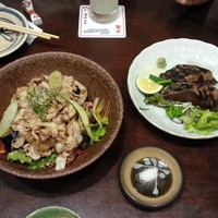 土佐料理 司 高知本店 - かつおたたき、土佐ポーク