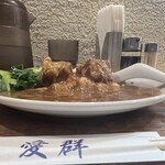 愛群 - 牛バラ肉ご飯