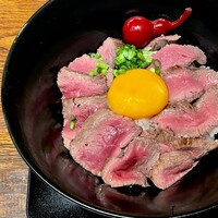 馬刺しと焼き鳥 グルマン三年坂 - 