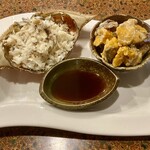 板くら慎之輔 - でっかい渡り蟹の甲羅詰め(メスで内子たっぷり)