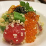 モンプチコションローズ - 26年9月　タコとクスクスのサラダ　キャビア、マスの卵、ウニ添え