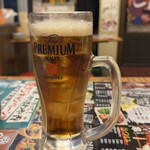 宮原酒場 もつ焼きエビス参 - ホッピー　黒です。