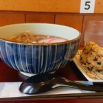 ゆうき - 肉うどん (税込)700円 ※正面から (2025.07.01)