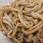 麺屋味方 - 実は製麺機に不具合とかで昼営業ができないかもとインスタにありましたが、急きょ新橋で製麺して対応することにしたそうです。なので、新橋と蒲田の合作になりました。次回は蒲田麺を食べてみたいです。