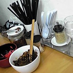 金田家 - 無料ﾄｯﾋﾟﾝｸﾞには辛子高菜、紅ｼｮｳｶﾞ、ｺﾞﾏ、ｺｼｮｳなど。