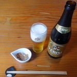 蕎麦切り 旗幟 - ヱビス瓶670円