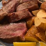 銀座ブルーリリー ステーキ＆チャイニーズレストラン - 