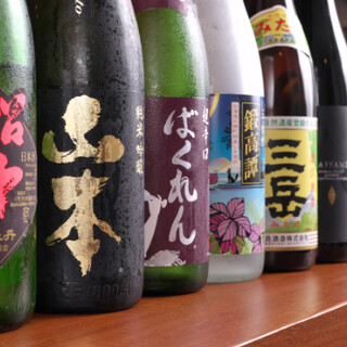 炭焼きに合うように厳選した多彩なドリンクメニュー◎