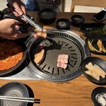 熟成肉専門店 ヨプの王豚塩焼 新大久保本店 - 