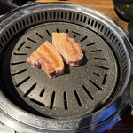 熟成肉専門店 ヨプの王豚塩焼 新大久保本店 - 