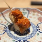 薪鳥新神戸 - むね肉 自家製のハリッサ乗せ