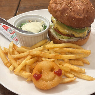 ビーチストーリー 口コミ一覧 : バーガーズカフェビーチ ストーリー （Burger's