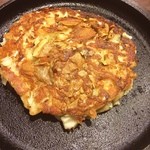 からし - 油かすのお好み焼き