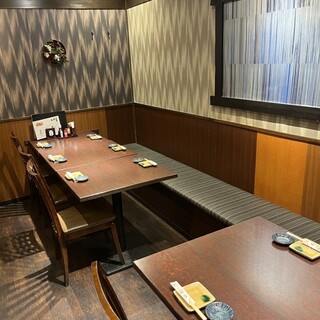 Sofa seating available for families with children, ensuring a comfortable experience!