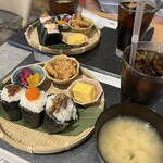 おにぎりがスキすぎて。 - おにスキプレート