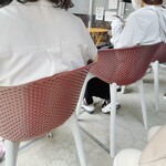 ベーグル&スコーン デザインケイ - 椅子に座って待てるのがうれしい