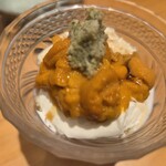 すしやのたい悟 - 利尻島産ばふんうにと、マスカラポーネと汲み上げ湯葉