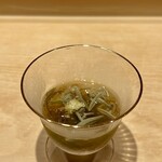 鮨 はしもと - じゅんさいともずくの酢の物