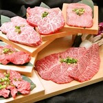 炭火焼肉 新羅 - 料理写真: