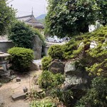 いにしあんど - お庭です