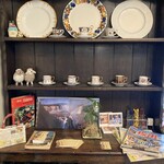 いにしあんど - 飾り棚