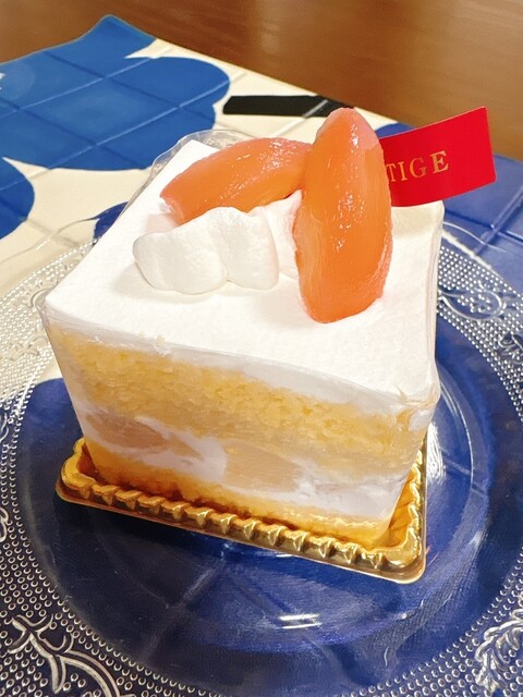 FLO PRESTIGE Ion Moru Nagoya Chaya Ten