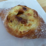 パンやきどころ RIKI - マンゴーとクリームチーズ ￥230+税