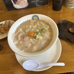 Ken-Ken らぁめん - Ken-Kenらぁめん 大盛り ギョーザ4コ