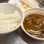 ツラとキモ 炭火焼肉 いわしげ - 肉カレー