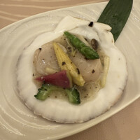 天厨菜館 銀座店 - 帆立貝　トリュフソース