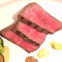 銀座ブルーリリー ステーキ&チャイニーズレストラン -  銀座ブルーリリー ステーキ&チャイニーズレストラン -