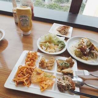 ジ オーブン アメリカン ビュッフェ_1