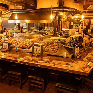 アクセス良好◆タイムスリップしたような懐かしさ漂う非日常空間