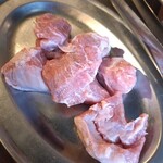 ホルモン青木 - こめかみ