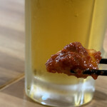 橘屋 - カクテキには贅沢過ぎる唐辛子。もちろん載せて辛さを堪能。こちらのお店さんが好きな理由でもあります。