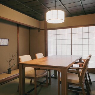 貸切・完全個室あり。築180年の京町屋を改装した上質な和空間