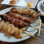 浜とん - ★★しろ ばら ほほとろ すたみな 1本143円〜 198円 美味しいが、タレがイマイチ！