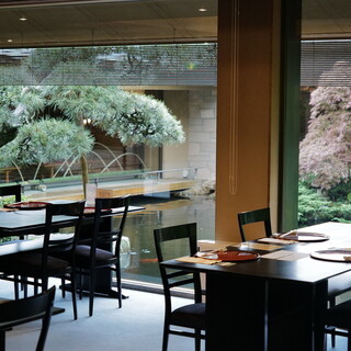 和の美しさが広がる非日常空間◆個室から広間まで完備