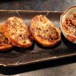 養老乃瀧 - 自家製へしこオイルとガーリックトースト