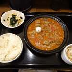 たま家食堂 - もつ煮込みトリッパ定食・ライス並盛り1050円